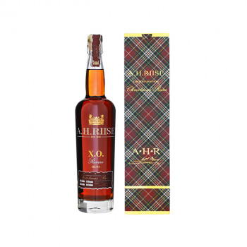 A.H. Riise Christmas 2020 X.O. Reserve Rum 40% Vol. 700ml A.H. Riise Christmas 2020 X.O. Reserve Rum 40% Vol. 700ml