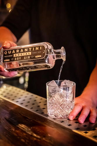 Quarantini Social Dry Gin 42% 500ml