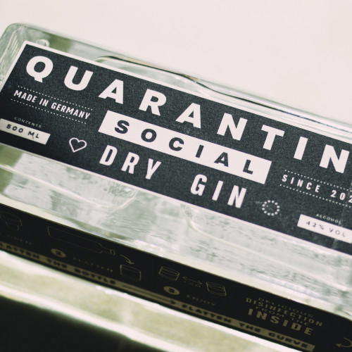 Quarantini Social Dry Gin 42% 500ml