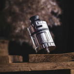 QP Design Juggerknot MR 4,5ml RTA Verdampfer Matt/Schwarz